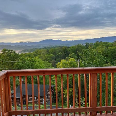A Walk In The Clouds By Eden Crest Villa Sevierville Exterior foto